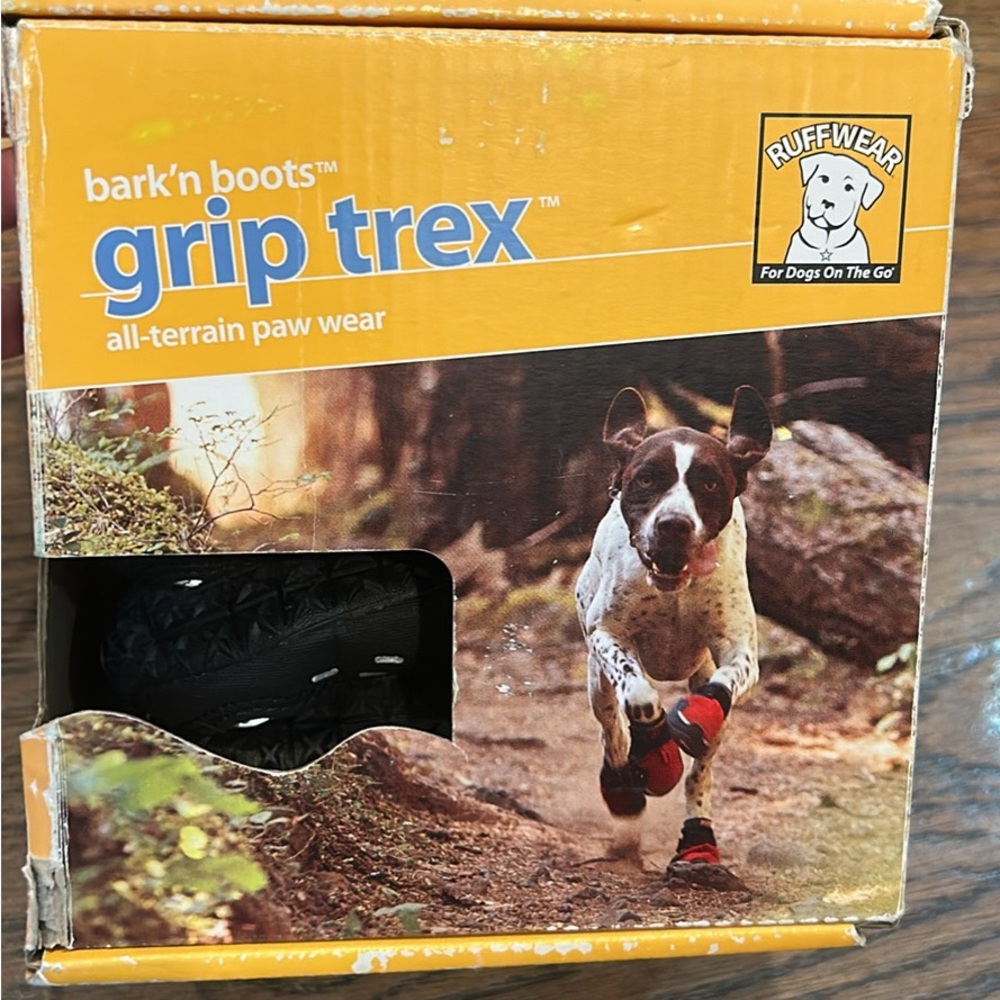 Ruffwear Grip Trex Dog Boots - Black and Red